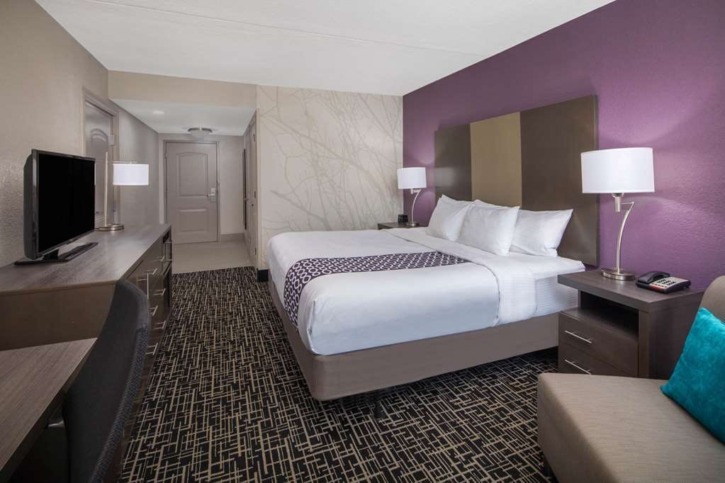 Hotel La Quinta Inn & Suites by Wyndham Chattanooga - East Ridge photo 4