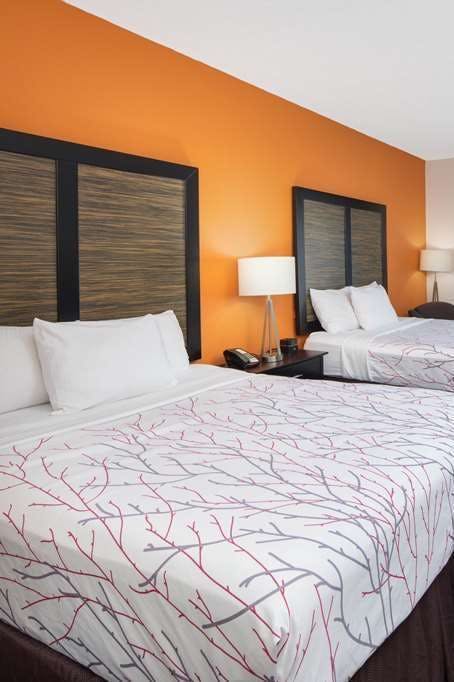 Hotel La Quinta Inn by Wyndham Calhoun South I-75 photo 2