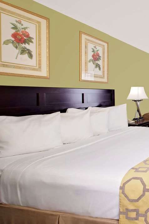 Hotel Baymont I S Battle Crk Dwntown photo 1