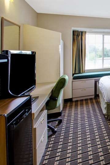 Hotel Microtel Statesville photo 3