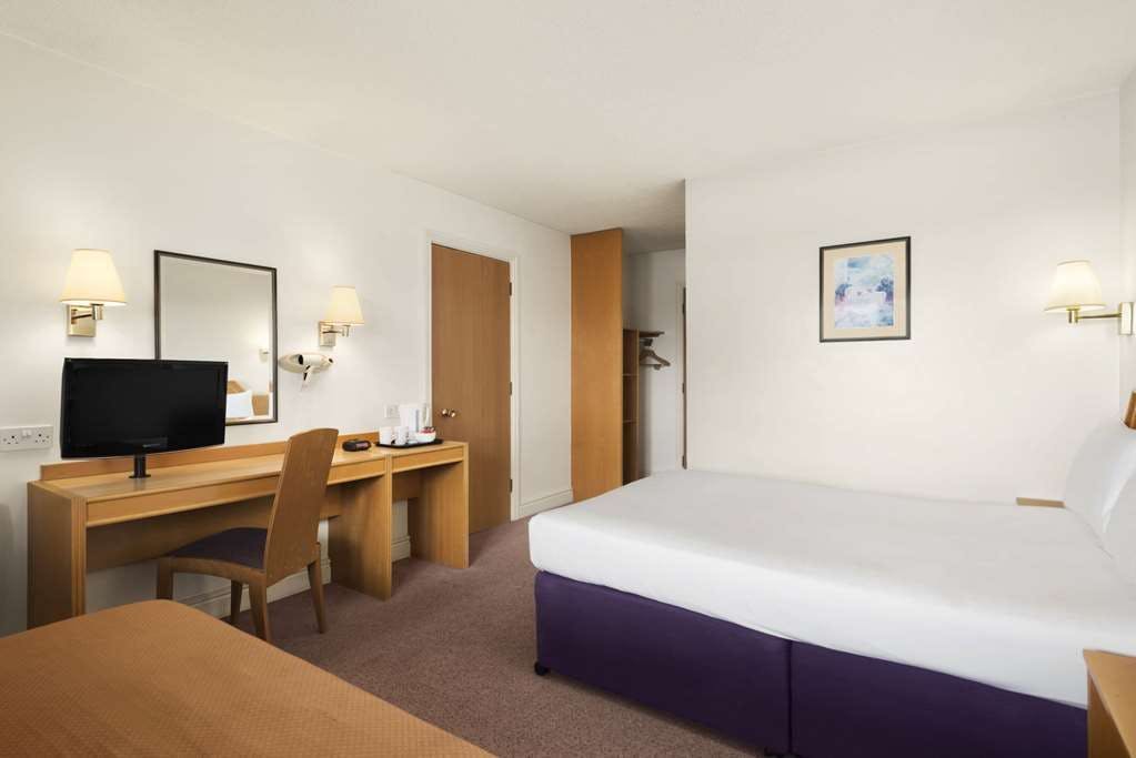 Hotel Days Inn by Wyndham Kendal Killington Lake photo 5