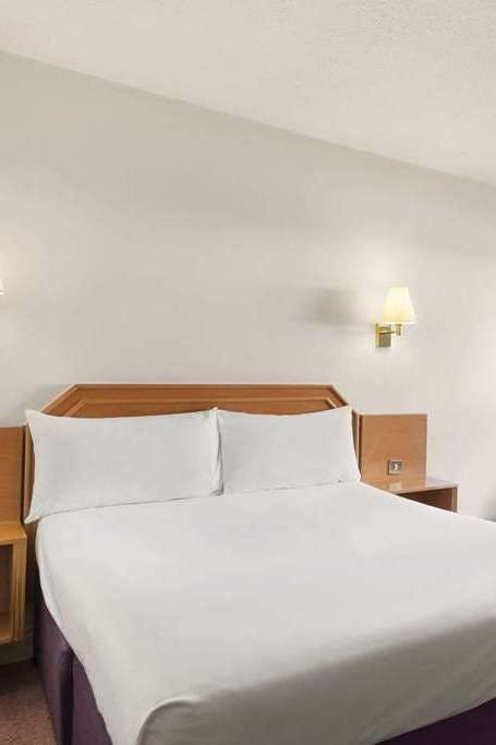 Hotel Days Inn by Wyndham Kendal Killington Lake photo 1