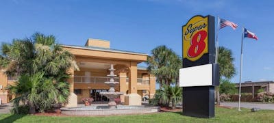 Super 8 Corpus Christi TX