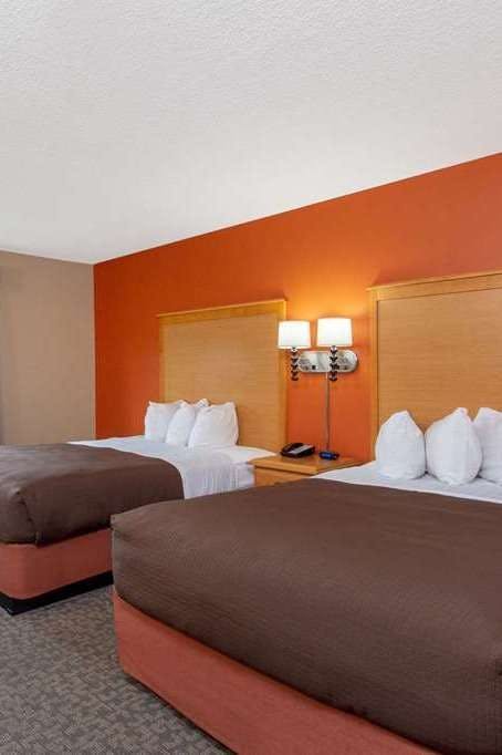 Hotel AmericInn by Wyndham Boscobel photo 2