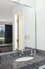 Hotel Super 8 Kamloops East photo 5