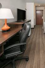 Hotel Howard Johnson by Wyndham Scott Lafayette photo 5