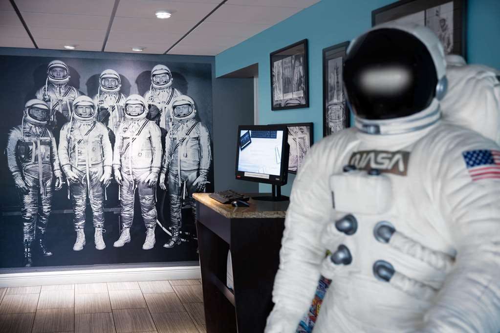 Hotel La Quinta Inn by Wyndham Cocoa Beach-Port Canaveral photo 5