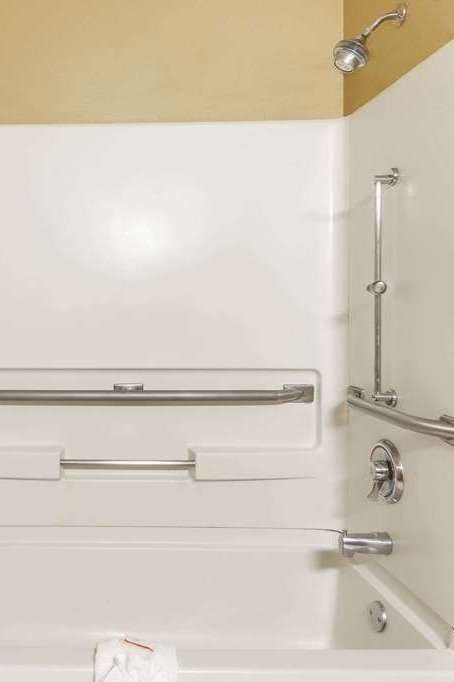 Hotel Super 8 by Wyndham Charlotte/Amusement Park Area photo 4