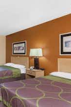 Hotel Super 8 Charlotte Amusement Pk photo 2