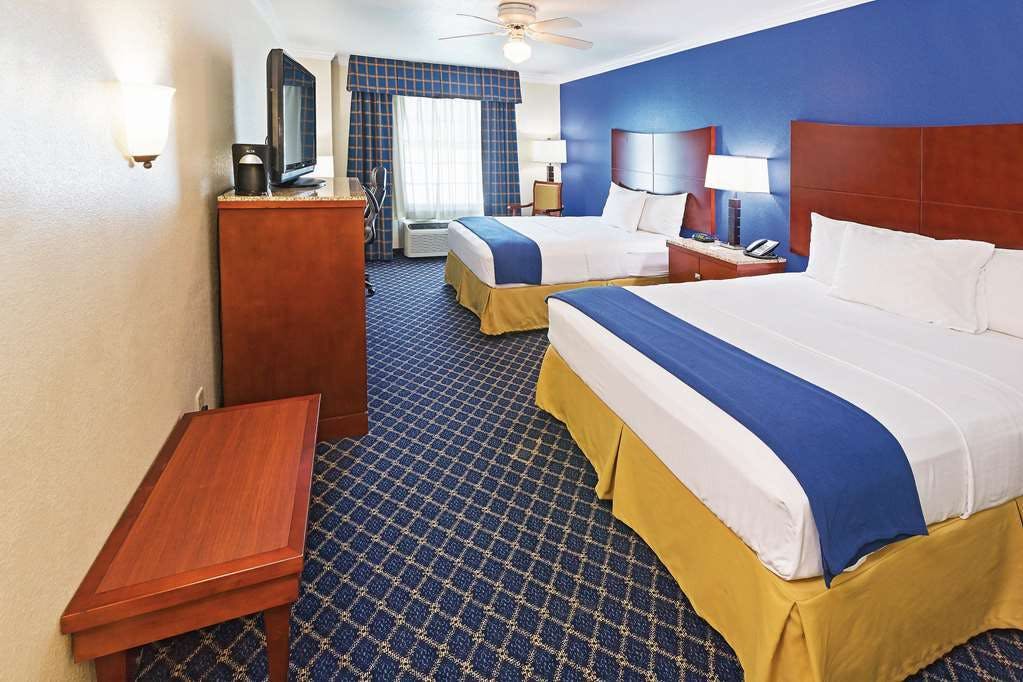 Hotel La Quinta Inn & Suites by Wyndham Dalhart photo 2