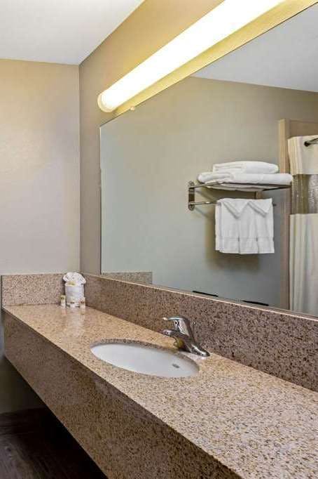 Hotel La Quinta Inn & Suites by Wyndham Manteca - Ripon photo 5