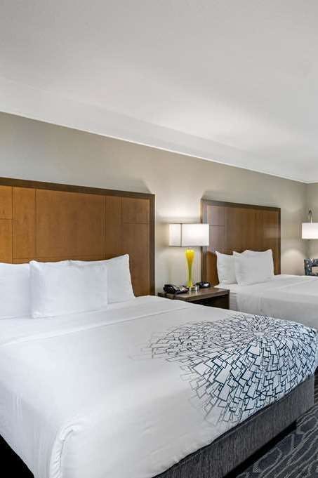 Hotel La Quinta Inn & Suites by Wyndham Manteca - Ripon photo 2