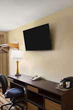 Hotel Super 8 Mattoon IL photo 5