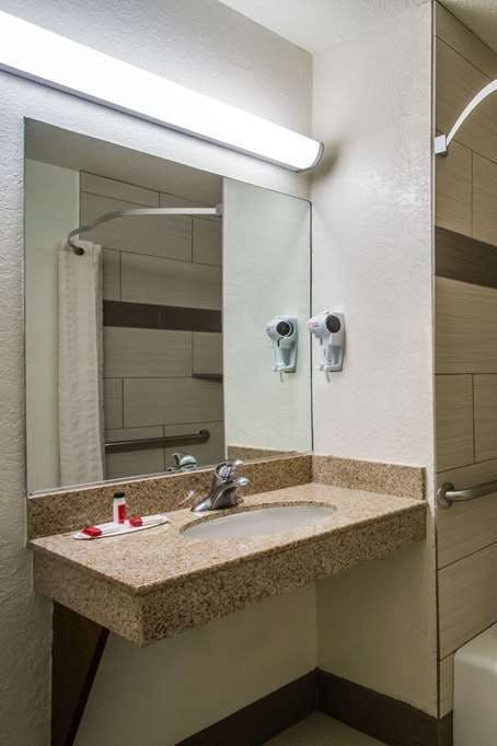 Hotel Super 8 by Wyndham Flagstaff photo 5