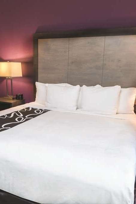 Hotel La Quinta Inn & Suites by Wyndham Kennesaw photo 1