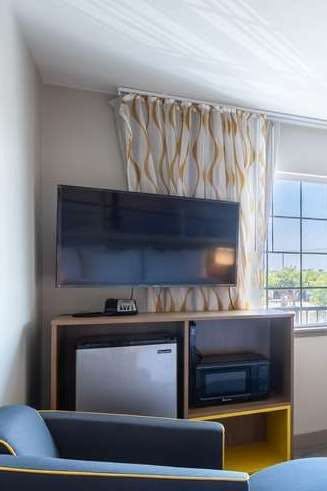 Hotel Days Inn by Wyndham Red Bluff photo 3