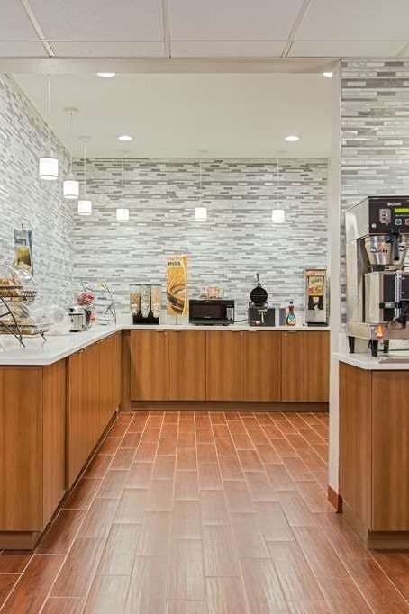 Hotel Microtel Inn & Suites by Wyndham Walterboro photo 4