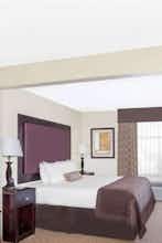 Hotel Wingate by Wyndham Yuma photo 1