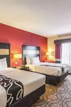 Hotel La Quinta Inn & Suites by Wyndham Fargo-Medical Center photo 2