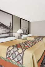 Hotel Super 8 by Wyndham Bremerton photo 3