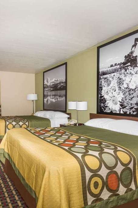 Hotel Super 8 Sterling CO photo 3