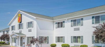 Super 8 Canandaigua NY