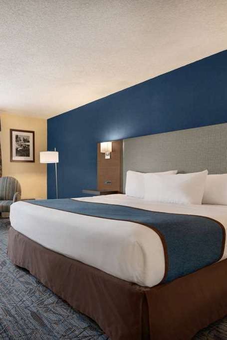 Hotel Ramada Spokane Airport photo 1