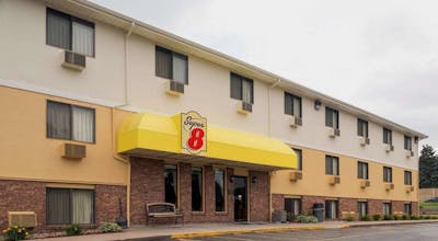 Super 8 by Wyndham Omaha NE