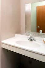 Hotel Super 8 Omaha NE photo 5