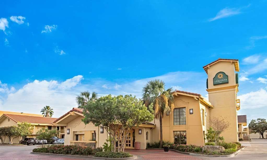 La Quinta Inn by Wyndham San Antonio Market Square