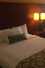 Hotel Baymont Mishawaka photo 2