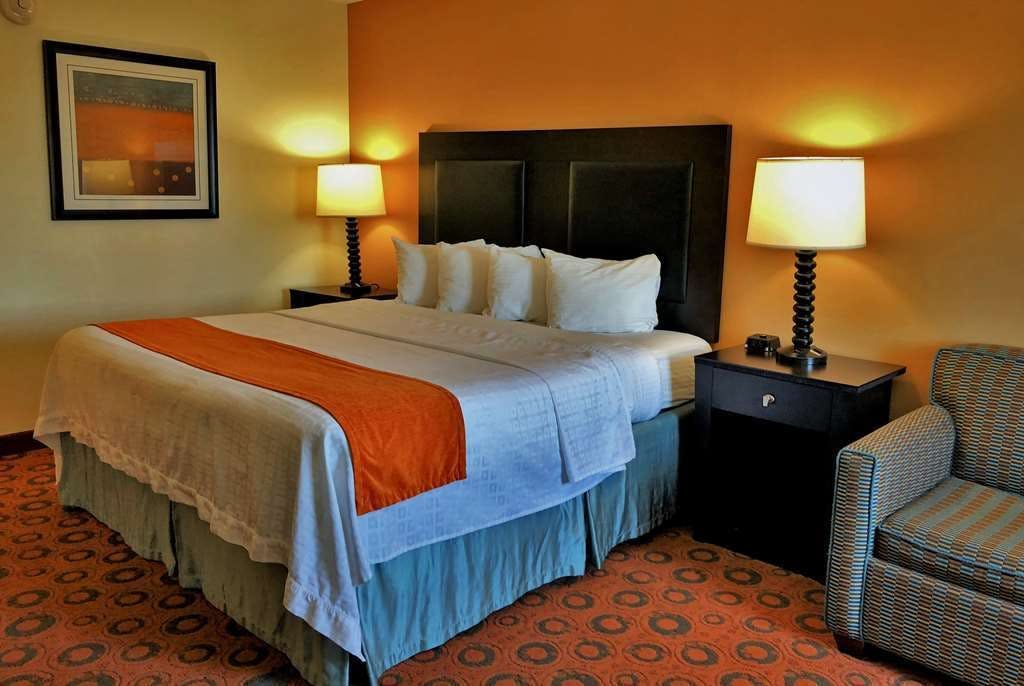 Lux Hotel and Spa Trademark