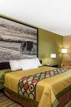Hotel Super 8 Goshen photo 1