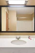 Hotel Super 8 Goshen photo 4