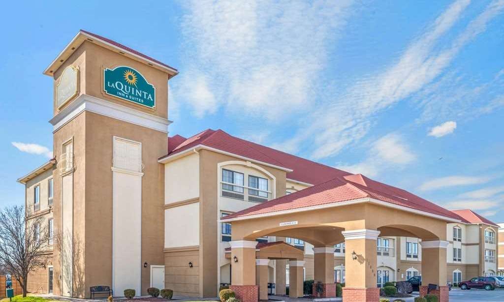 La Quinta Inn & Suites by Wyndham Oklahoma City -Yukon
