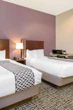 Hotel La Quinta Inn & Suites by Wyndham Oklahoma City -Yukon photo 2