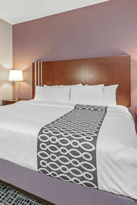 Hotel La Quinta Inn & Suites by Wyndham Oklahoma City -Yukon photo 1