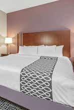 Hotel La Quinta Inn & Suites by Wyndham Oklahoma City -Yukon photo 1