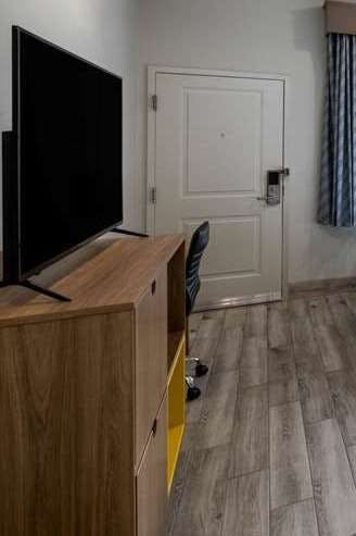 Hotel Days Inn & Suites by Wyndham Downtown/University of Houston photo 5