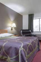 Hotel Super 8 by Wyndham Fond Du Lac photo 1