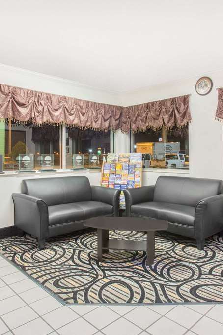Hotel Days Inn Ogallala photo 5