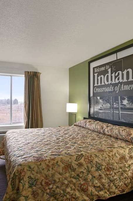 Hotel Super 8 by Wyndham Corydon photo 1