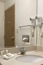 Hotel Super 8 by Wyndham Corydon photo 4