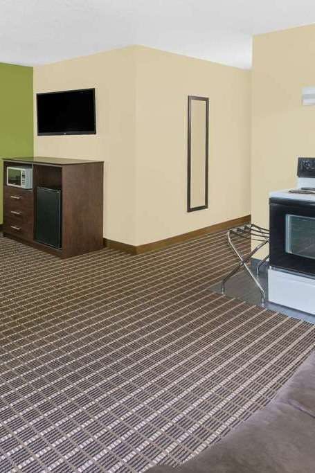 Hotel Super 8 Webster City IA photo 4
