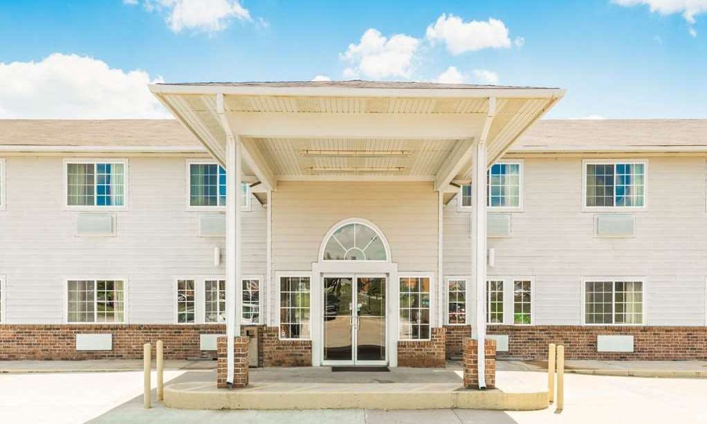 SE Platte City/KCI Airport N