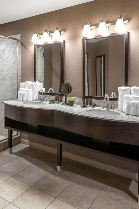 Hotel Wingate by Wyndham St. George photo 3