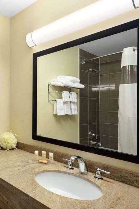 Hotel Days Inn by Wyndham Brampton photo 3