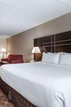 Hotel Wyndham Southbury photo 1