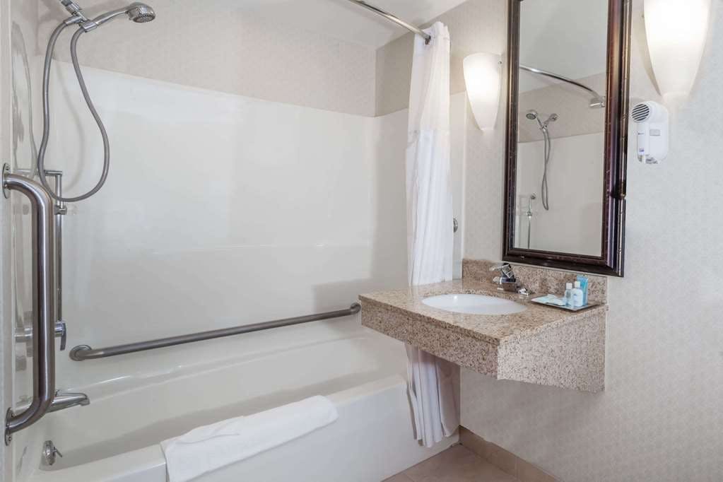 Hotel Wyndham Southbury photo 4