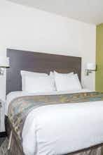 Hotel Baymont Inn Suites Eau Claire photo 1